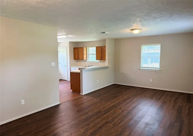 Homes for sale in Oyster Creek, TX | 123 Robinson Rd, Oyster Creek, TX 77541 | MLS# 10046998