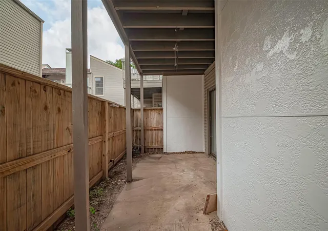 43rd image of 9707 Richmond Ave #103, Houston, TX 77042 | MLS# 26635267