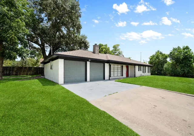 22nd image of 509 N Winfree St, Dayton, TX 77535 | MLS# 97076297
