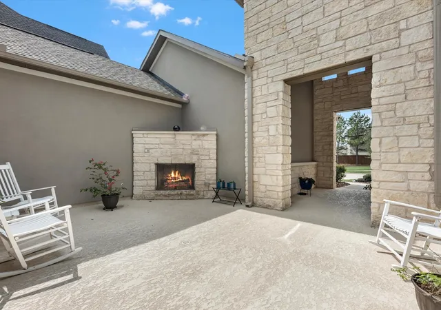 Photo 4 of Sale Pending at 26806 Holmans Rd, Magnolia, TX 77354 | MLS# 10901337 | Listing updated on 2026-09-04