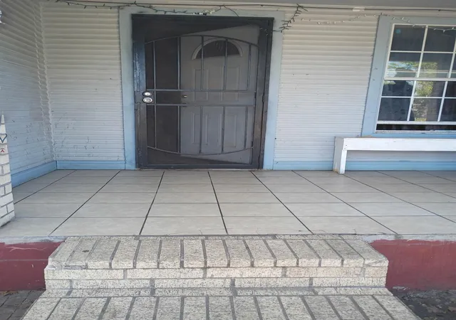 3rd image of 3922 Jefferson St, Houston, TX 77003 | MLS# 39845602