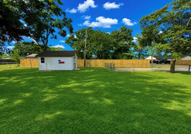 Photo 27 of Single family home for sale at 1302 Avenue H, Danbury, TX 77534 | MLS# 73370298 | Listing updated on 2026-08-27