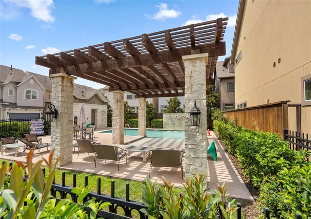 34th image of 1407 Devonshire Manor Ln, Houston, TX 77055 | MLS# 7720996