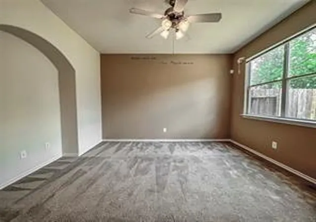 Photo 4 of Condo for sale at 17606 Bering Bridge Ln, Humble, TX 77346 | MLS# 68396354 | Listing updated on 2026-08-28