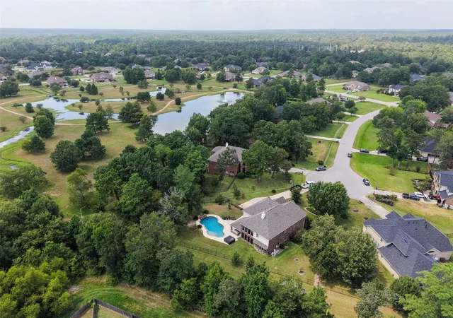 Photo 37 of Single family home for sale at 5 Copper Cvs, Conroe, TX 77304 | MLS# 27704767 | Listing updated on 2026-09-05