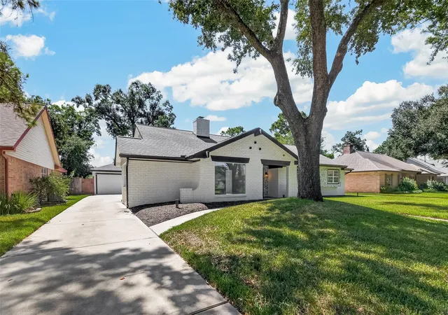 2nd image of 9519 Moorberry Ln, Houston, TX 77080 | MLS# 80222034