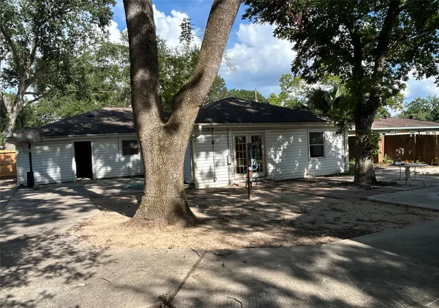 5th image of 210 Baker Dr, Tomball, TX 77375 | MLS# 17033116