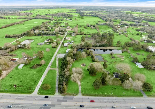 2nd image of 16623 Fm 2920 Rd, Tomball, TX 77377 | MLS# 83043227