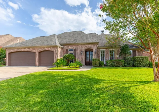 Photo 2 of Single family home for sale at 6330 Claybourn Dr, Beaumont, TX 77706 | MLS# 75553245 | Listing updated on 2026-07-27