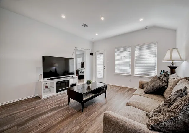 5th image of 24307 Oriole Summit Dr, Spring, TX 77373 | MLS# 42497276