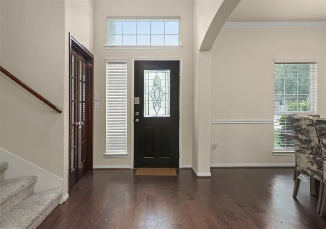 Photo 3 of Single family home for sale at 4318 Parkview Ter Ln, Dickinson, TX 77539 | MLS# 74886467 | Listing updated on 2026-08-10