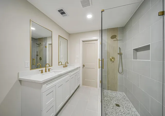 4th image of 717 Clayton St, Tomball, TX 77375 | MLS# 77468121