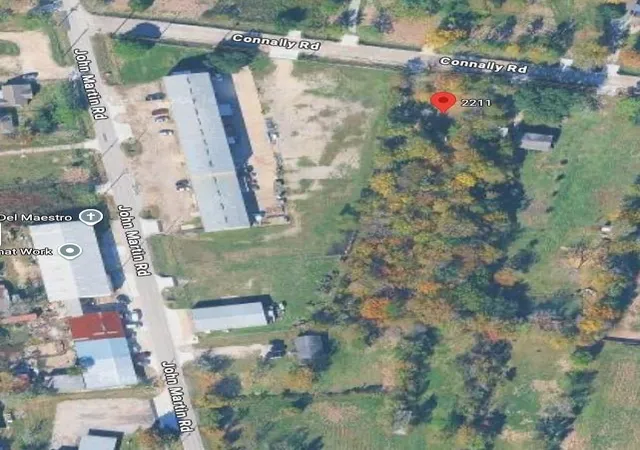 Photo 2 of Sale Pending at 2211 Connally Rd, Baytown, TX 77521 | MLS# 41589976 | Listing updated on 2026-09-10