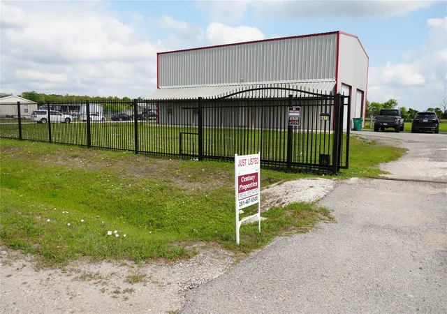 5th image of 8417 Los Robles Ave, Alvin, TX 77511 | MLS# 3547189