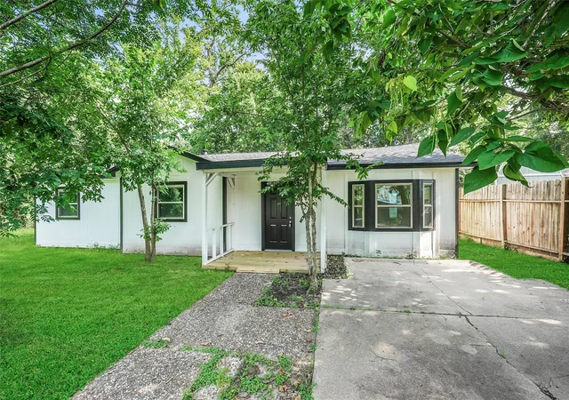 Homes for sale in Hempstead, TX | 725 Lafayette St, Hempstead, TX 77445 | MLS# 52474250