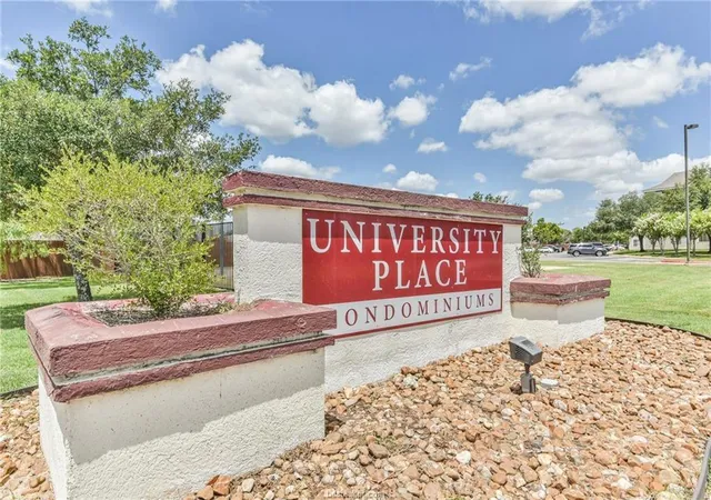 2nd image of 529 Southwest Parkway Parkway #203, College Station, TX 77840 | MLS# 7053366