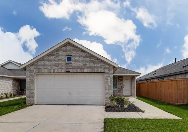 Photo 1 of Single family home for sale at 27450 Sweetwater Bay Dr, Katy, TX 77493 | MLS# 87144581 | Listing updated on 2026-08-17