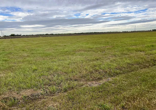 Photo 1 of Land for sale at 100 Cr 321, Jourdanton, TX 78026 | MLS# 56578750 | Listing updated on 2026-03-18
