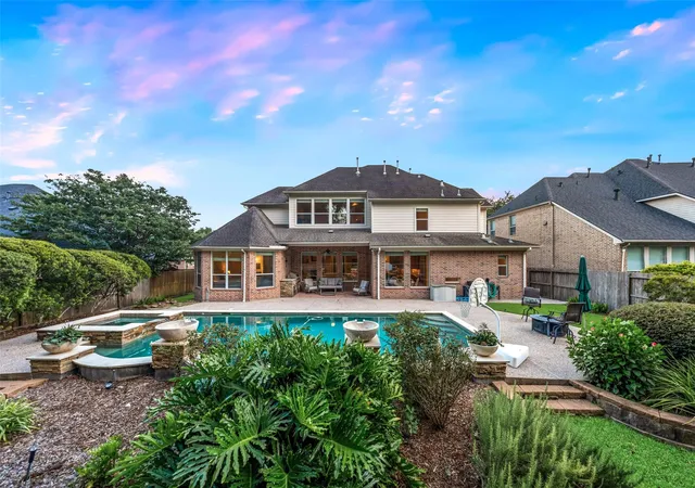 2nd image of 1911 Mountain Aspen Ln, Kingwood, TX 77345 | MLS# 42043849