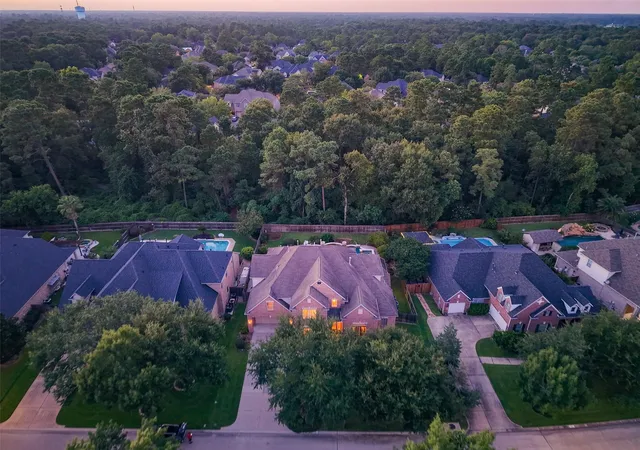 3rd image of 1911 Mountain Aspen Ln, Kingwood, TX 77345 | MLS# 42043849