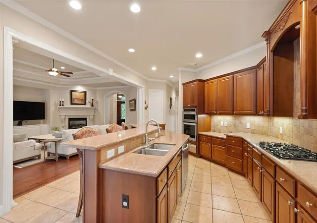 5th image of 1911 Mountain Aspen Ln, Kingwood, TX 77345 | MLS# 42043849