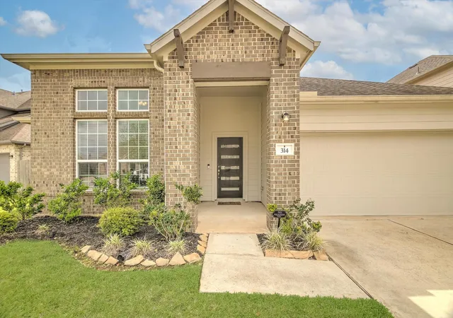 Homes for sale in Alvin, TX | 314 Cabernet Dr, Alvin, TX 77511 | MLS# 6537753