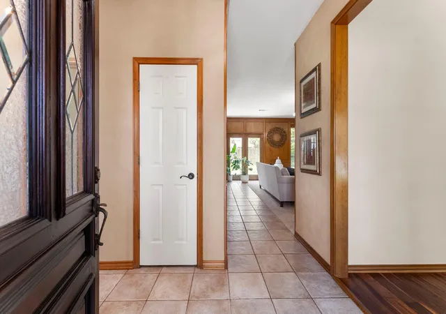 Photo 2 of Sale Pending at 6406 Singing Crk Ln, Spring, TX 77379 | MLS# 96575221 | Listing updated on 2026-09-18