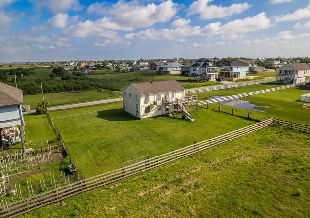 Photo 2 of Single family home for sale at 10411 Wern Rd, Galveston, TX 77554 | MLS# 68483532 | Listing updated on 2026-09-08