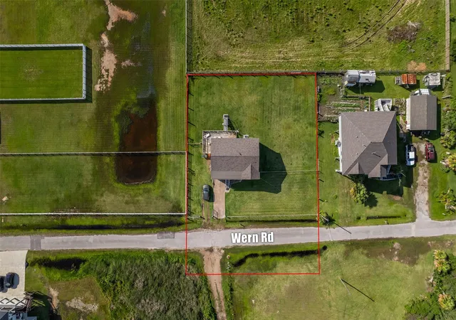 Photo 3 of Single family home for sale at 10411 Wern Rd, Galveston, TX 77554 | MLS# 68483532 | Listing updated on 2026-09-08
