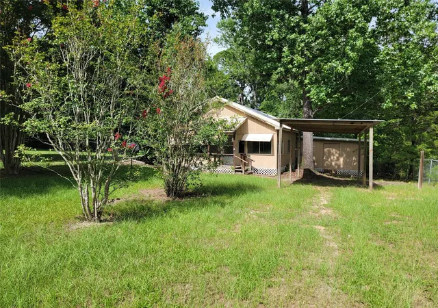 Photo 3 of Single family home for sale at 156 White Oak Cir, Trinity, TX 75862 | MLS# 72930747 | Listing updated on 2026-08-31