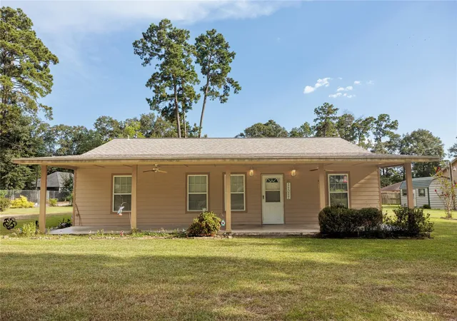 Photo 1 of Single family home for sale at 10991 Gilmore Rd, Cleveland, TX 77328 | MLS# 33481511 | Listing updated on 2026-08-25