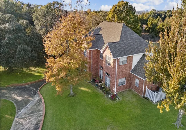 Homes for sale in Brenham, TX | 3905 N Briarwood Dr, Brenham, TX 77833 | MLS# 19456488
