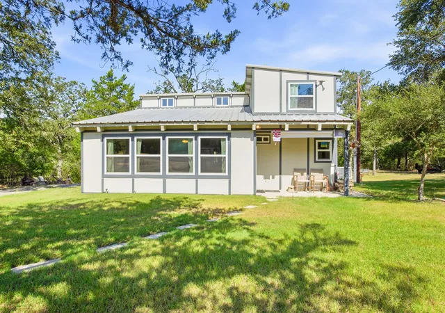 Photo 2 of Single family home for sale at 333 Woodvine Ln, Somerville, TX 77879 | MLS# 64530034 | Listing updated on 2026-08-28