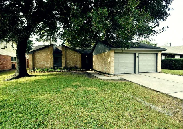 Photo 3 of Sale Pending at 2603 N Spring Dr, Spring, TX 77373 | MLS# 29927674 | Listing updated on 2026-08-26