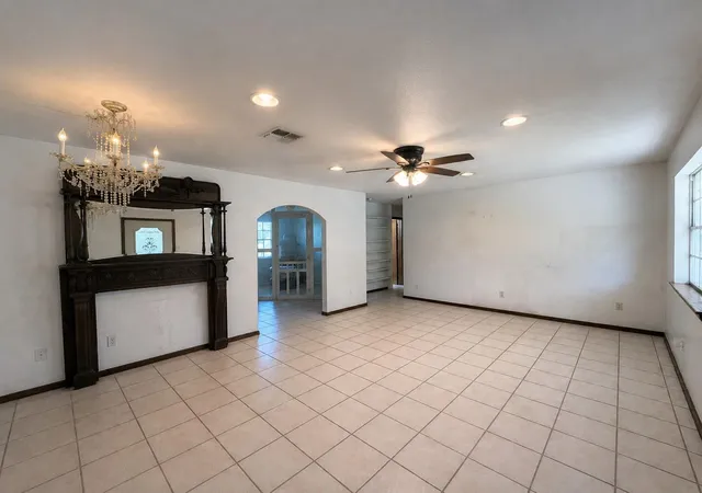 5th image of 11325 32Nd St, Santa Fe, TX 77510 | MLS# 55812746