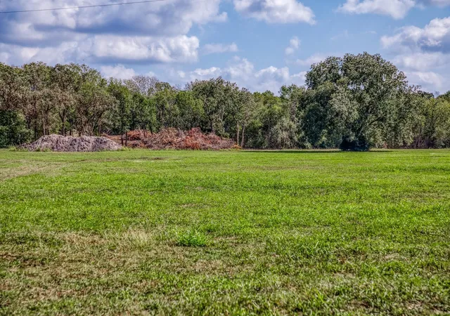 Photo 4 of Land for sale at 000 Sun Oil Rd, Brenham, TX 77833 | MLS# 39956617 | Listing updated on 2026-06-30
