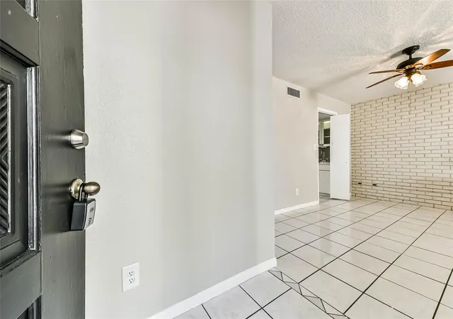 Photo 4 of Townhouse for sale at 68 Chervil Common, Lake Jackson, TX 77566 | MLS# 45989275 | Listing updated on 2026-09-16