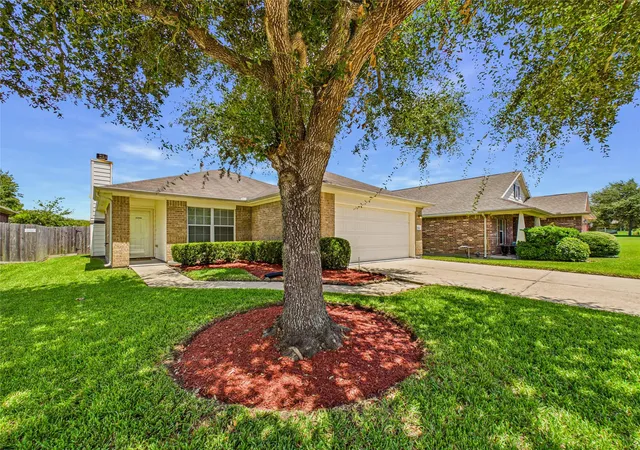 1st image of 806 Rocky Rose Ct, La Marque, TX 77568 | MLS# 10003188