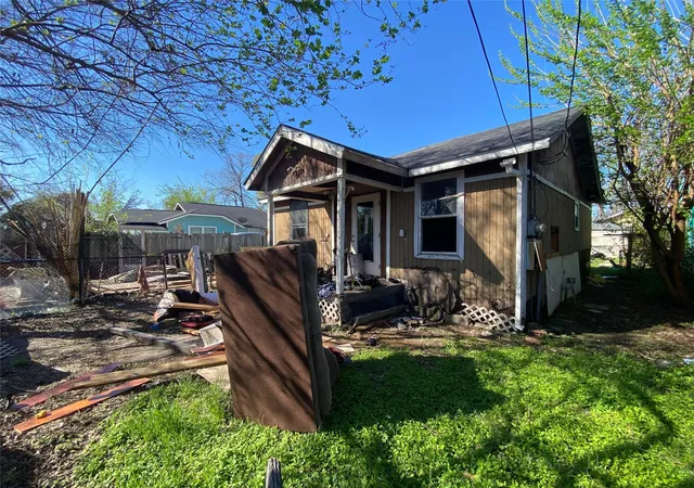 2nd image of 10013 Fairland Dr, Houston, TX 77051 | MLS# 64891086