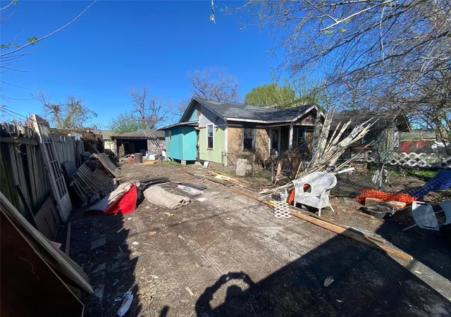 3rd image of 10013 Fairland Dr, Houston, TX 77051 | MLS# 64891086