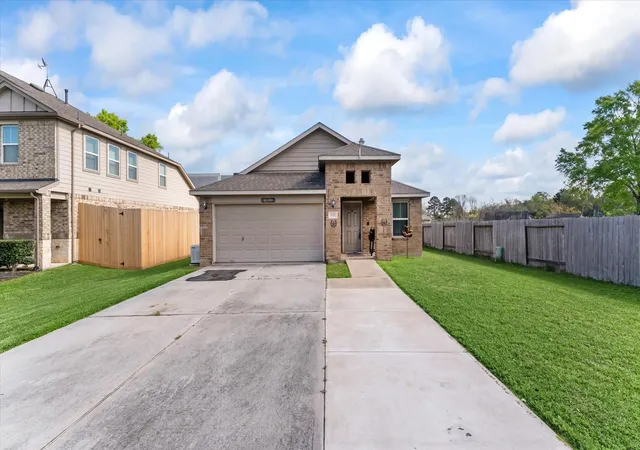 4th image of 31702 Ironwood Dr, Waller, TX 77484 | MLS# 69137612