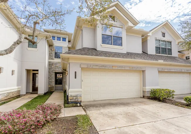Photo 2 of Townhouse for sale at 4313 Lake Walk Ct, Missouri City, TX 77459 | MLS# 19916722 | Listing updated on 2026-06-26