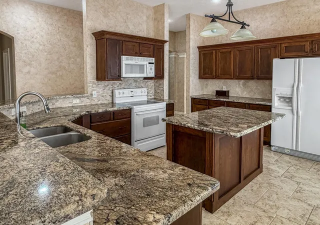 Photo 3 of Single family home for sale at 8523 Metrodale Dr, Houston, TX 77040 | MLS# 45674757 | Listing updated on 2026-08-23