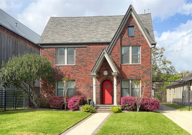 1st image of 2144 Colquitt St, Houston, TX 77098 | MLS# 50427838