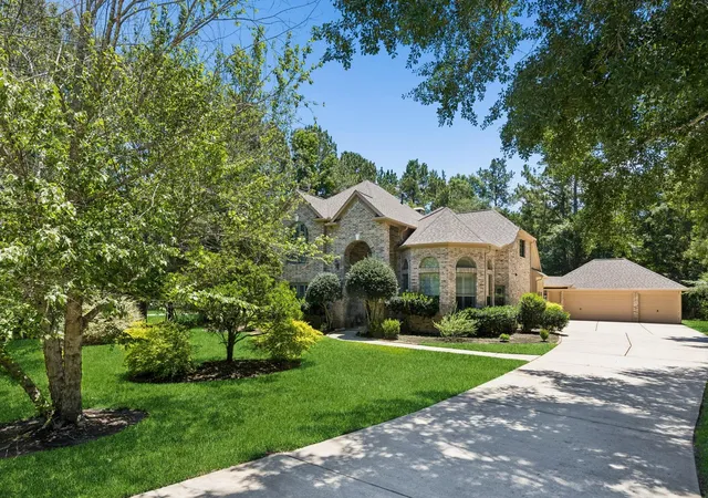 Photo 1 of Single family home for sale at 8978 Willow Springs Ln, Conroe, TX 77302 | MLS# 53595256 | Listing updated on 2026-08-20