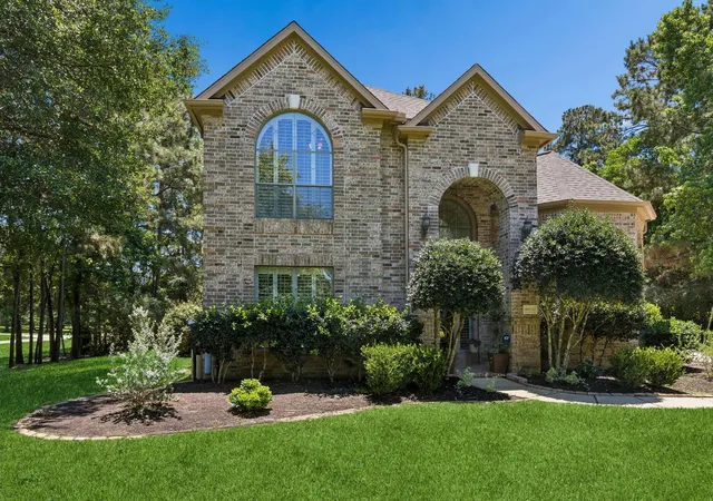 Photo 2 of Single family home for sale at 8978 Willow Springs Ln, Conroe, TX 77302 | MLS# 53595256 | Listing updated on 2026-08-20
