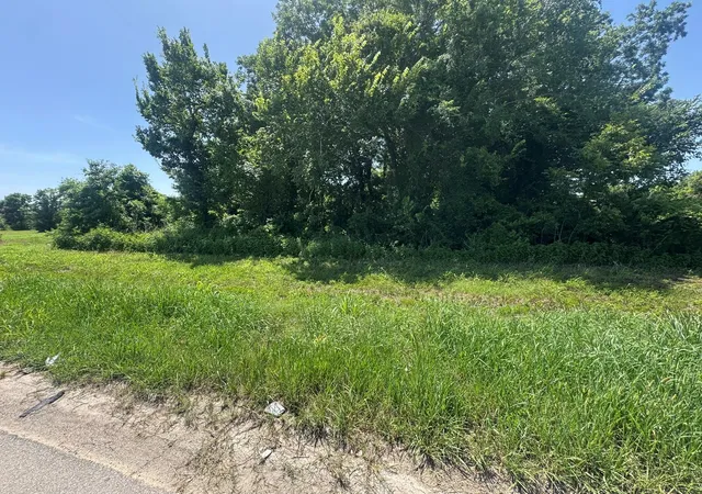 Photo 1 of Land for sale at Tbd E US Hwy 59 Feeder, Hungerford, TX 77448 | MLS# 89011552 | Listing updated on 2026-10-07