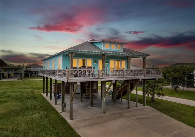 1st image of 879 Wommack, Crystal Beach, TX 77650 | MLS# 10514066