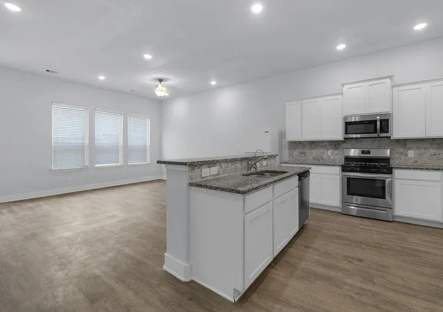 3rd image of 4424 Ibiza Ln, Houston, TX 77045 | MLS# 67479842