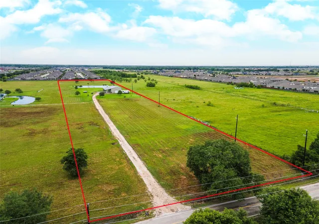33rd image of 10110 County Road 67, Manvel, TX 77578 | MLS# 87843298
